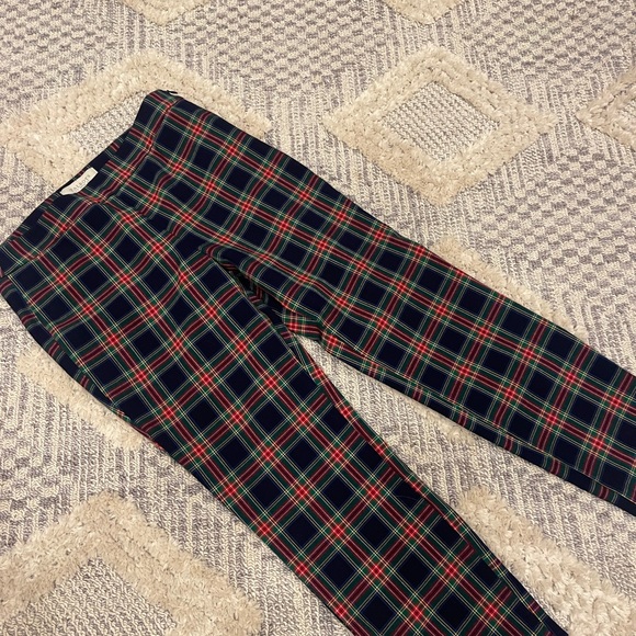 Talbots black blue Red Plaid Ankle Pixie Chino Pants Size 6P - Picture 2 of 4